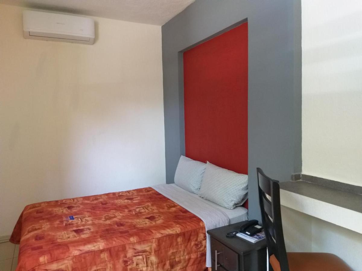 Hotel Jorge Alejandro Guadalajara Zewnętrze zdjęcie