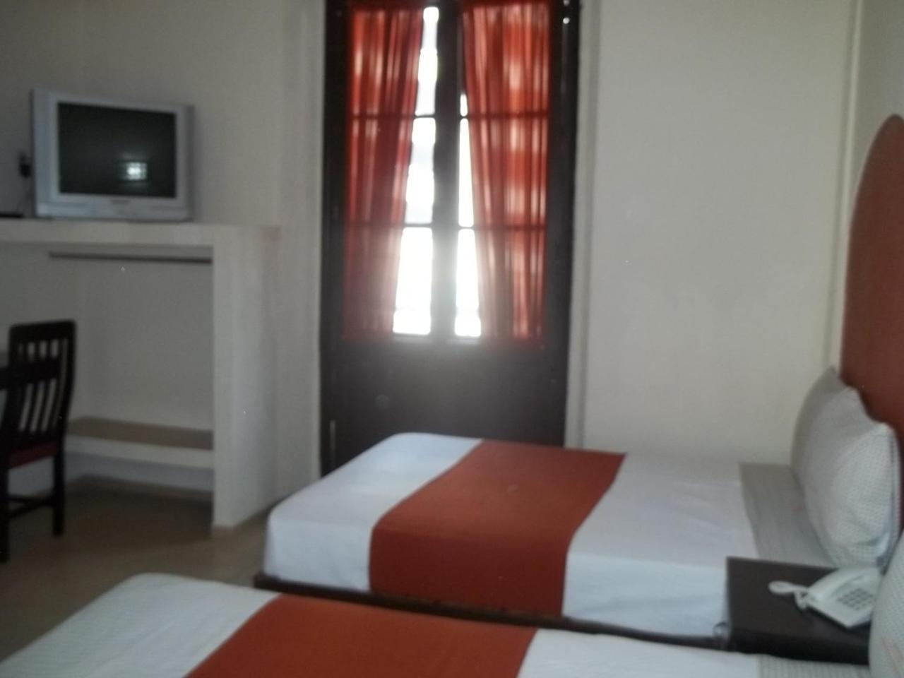 Hotel Jorge Alejandro Guadalajara Zewnętrze zdjęcie